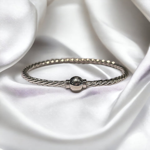 Sterling Silver Single Ball Twist Bracelet