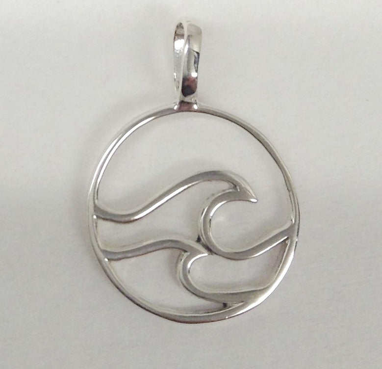 Sterling Silver Double Wave in Circle charm
